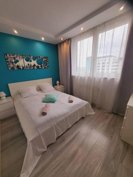 Apart Next To Sky Tower - 2 Apartment Breslau
