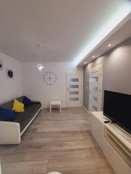 Apart Next To Sky Tower - 2 * Breslau
